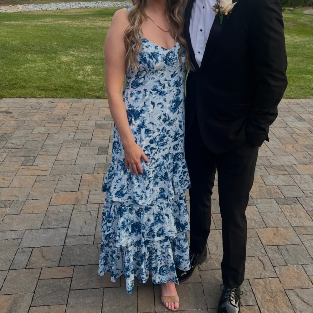 Abercrombie & Fitch tiered maxi dress
